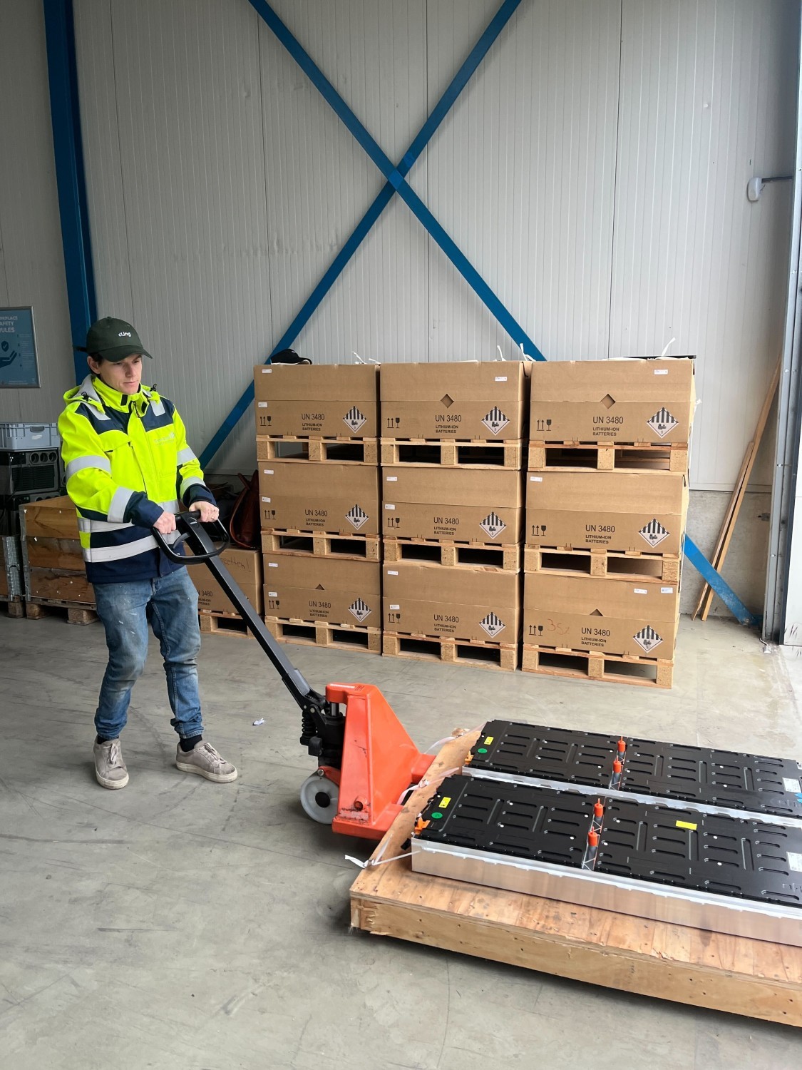 Cutting disposal costs 14% across 46 tonnes of batteries
